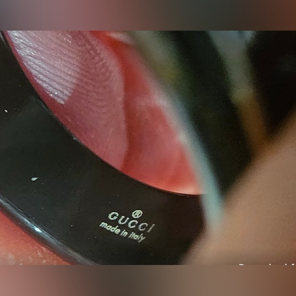 Gucci iconic ring thin band. Size 6.5 - Picture 3 of 4